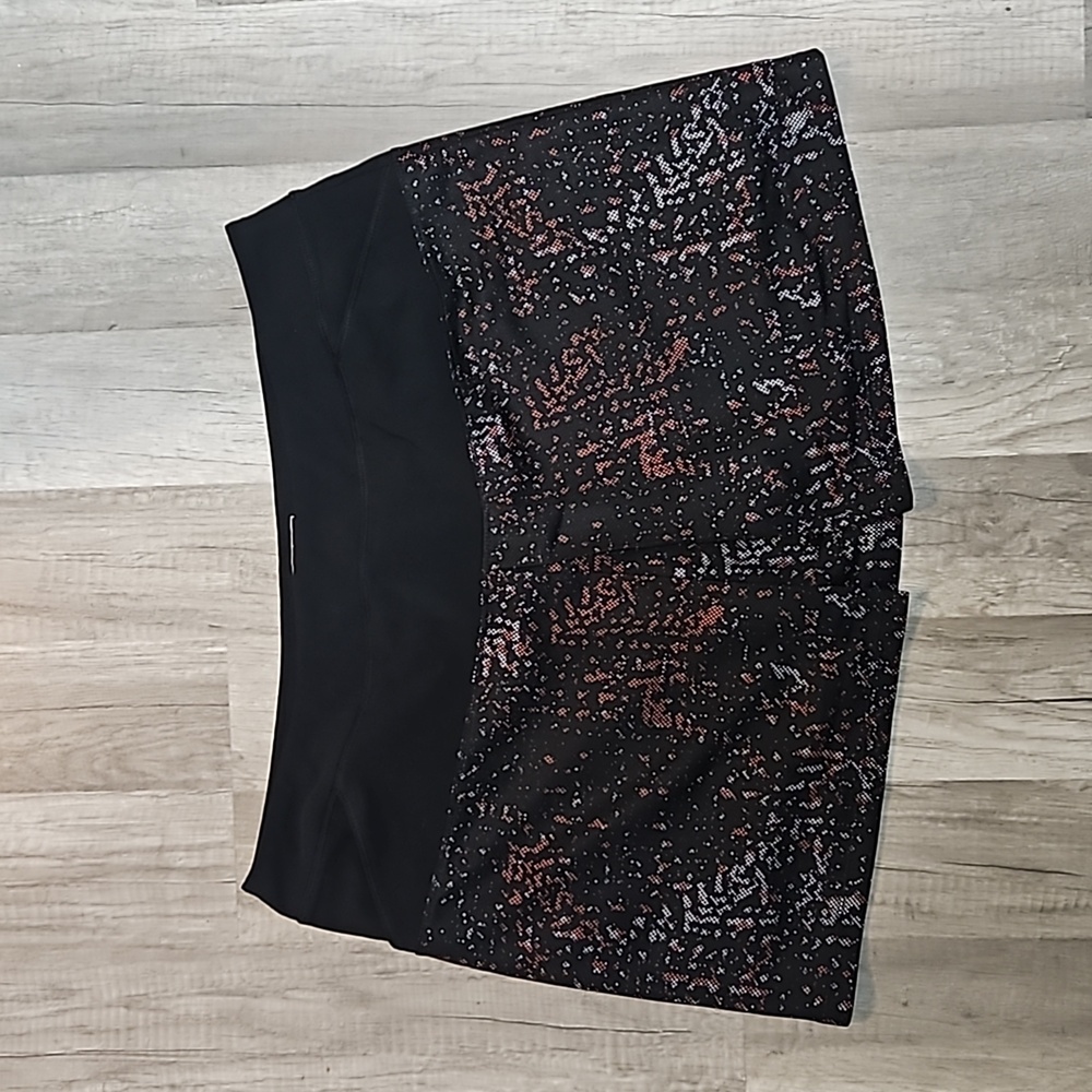 ADIDAS Golf Women's Pull On Skort SIZE L Black Coral Pink Animal Pattern NWT